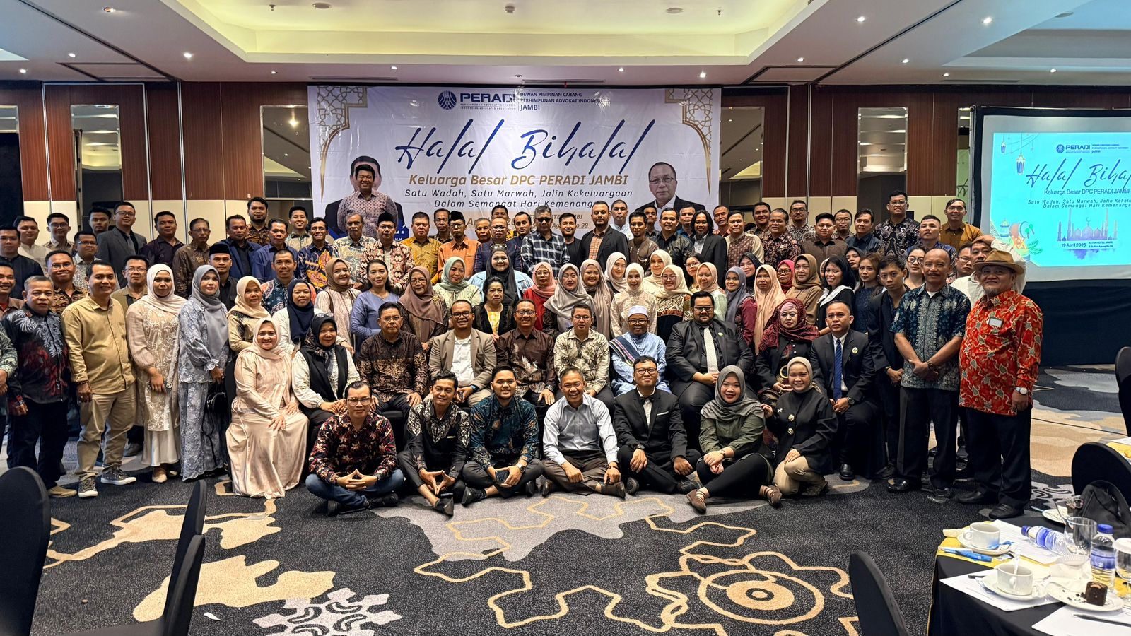 Satu Wadah, Satu Marwah: PERADI Jambi Pererat Kekeluargaan di Hari Kemenangan